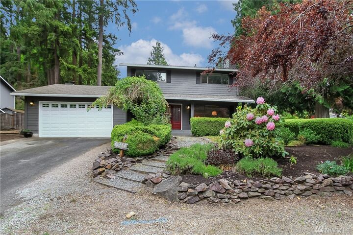 Property Photo:  19612 NE 162nd St  WA 98077 