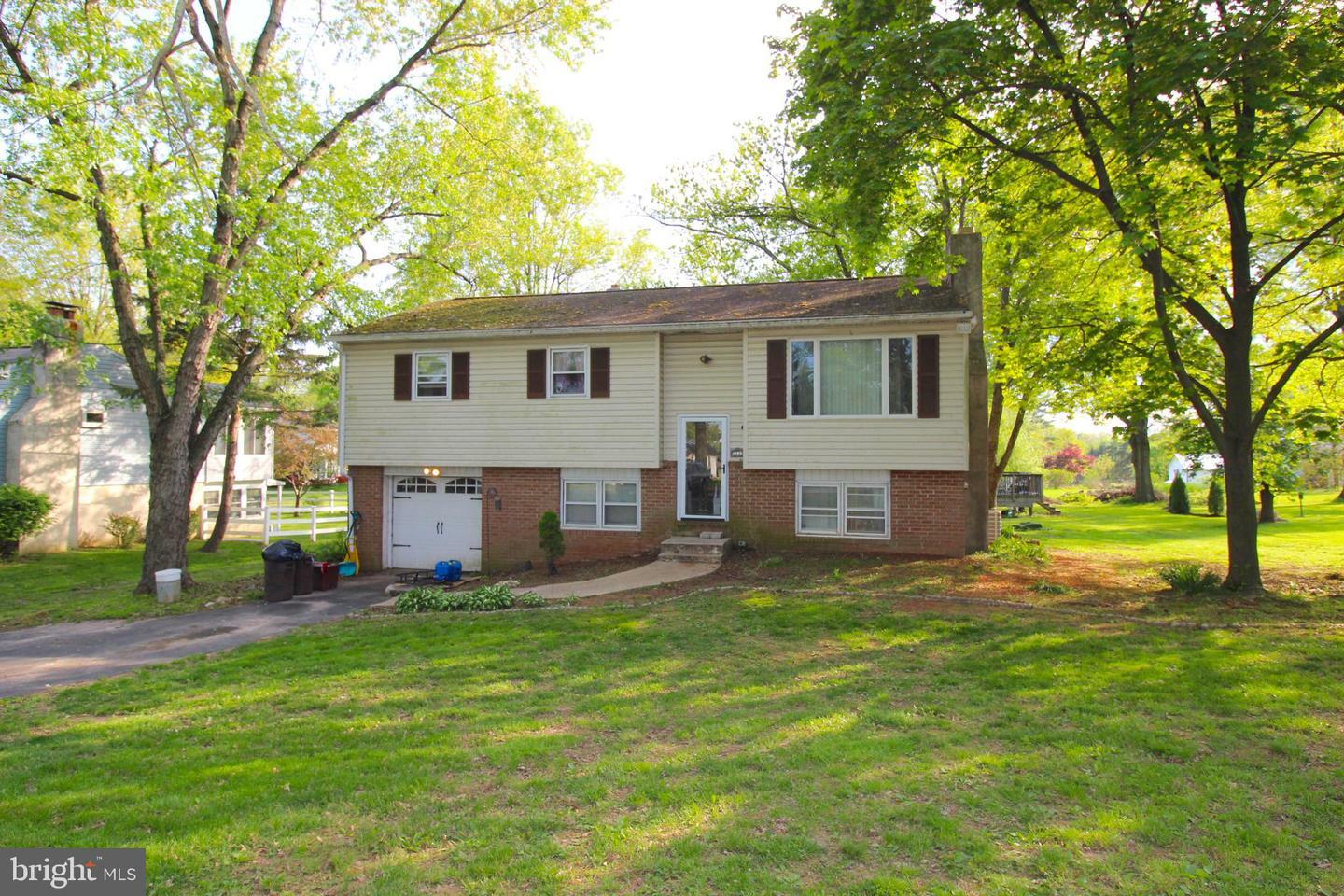 Property Photo: 2228 Welsh Drive PA 19464