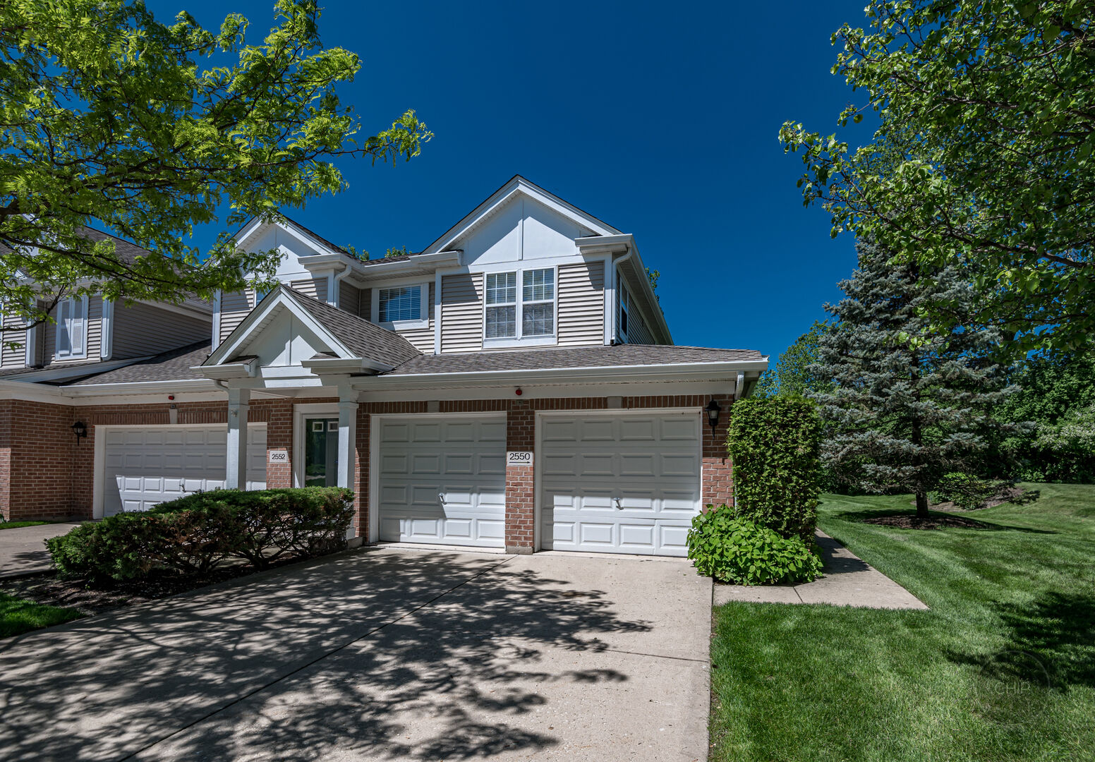 Property Photo:  2550 Camberley Circle 5-810  IL 60154 