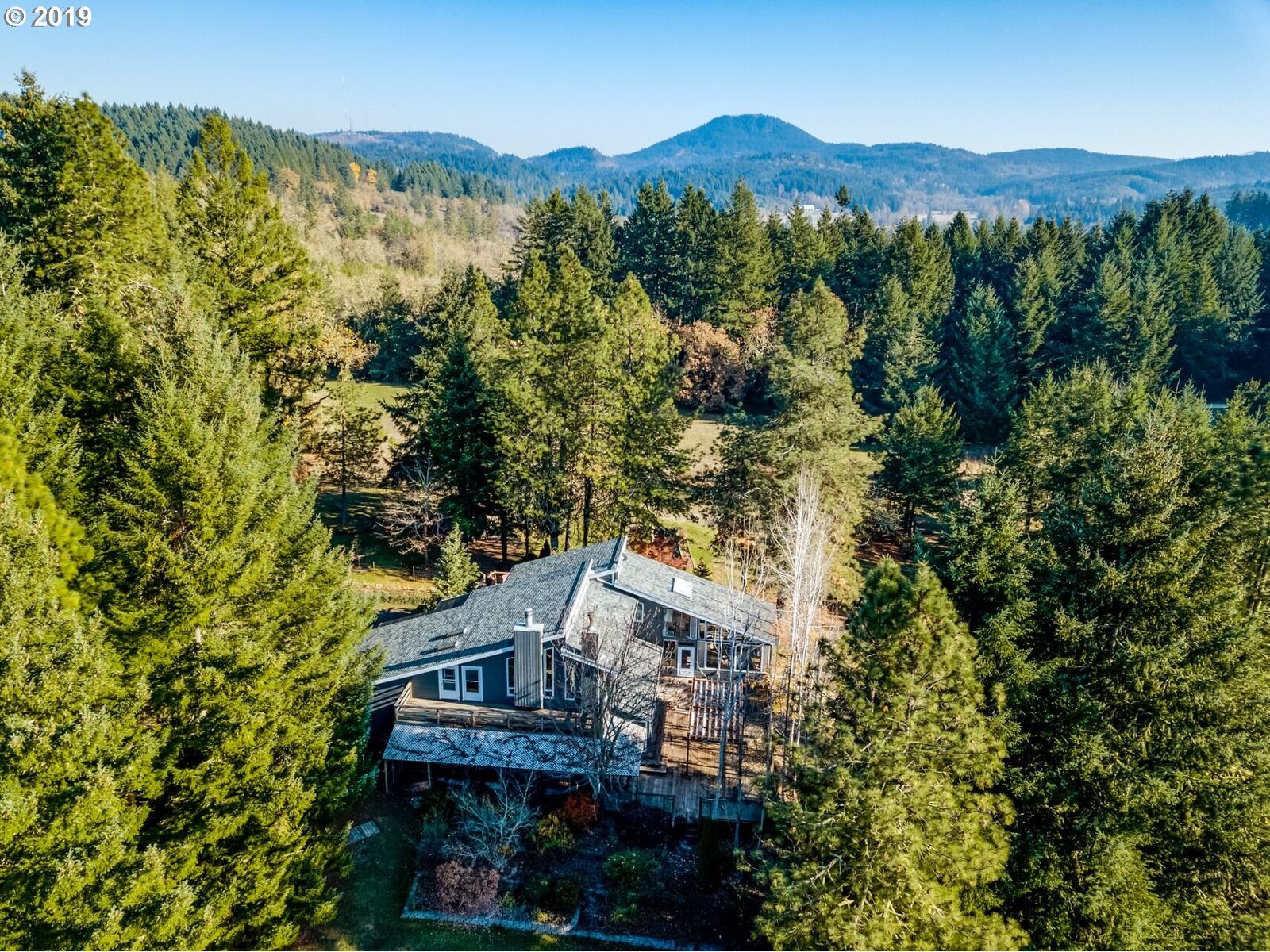 Property Photo:  85995 Bailey Hill Rd  OR 97405 