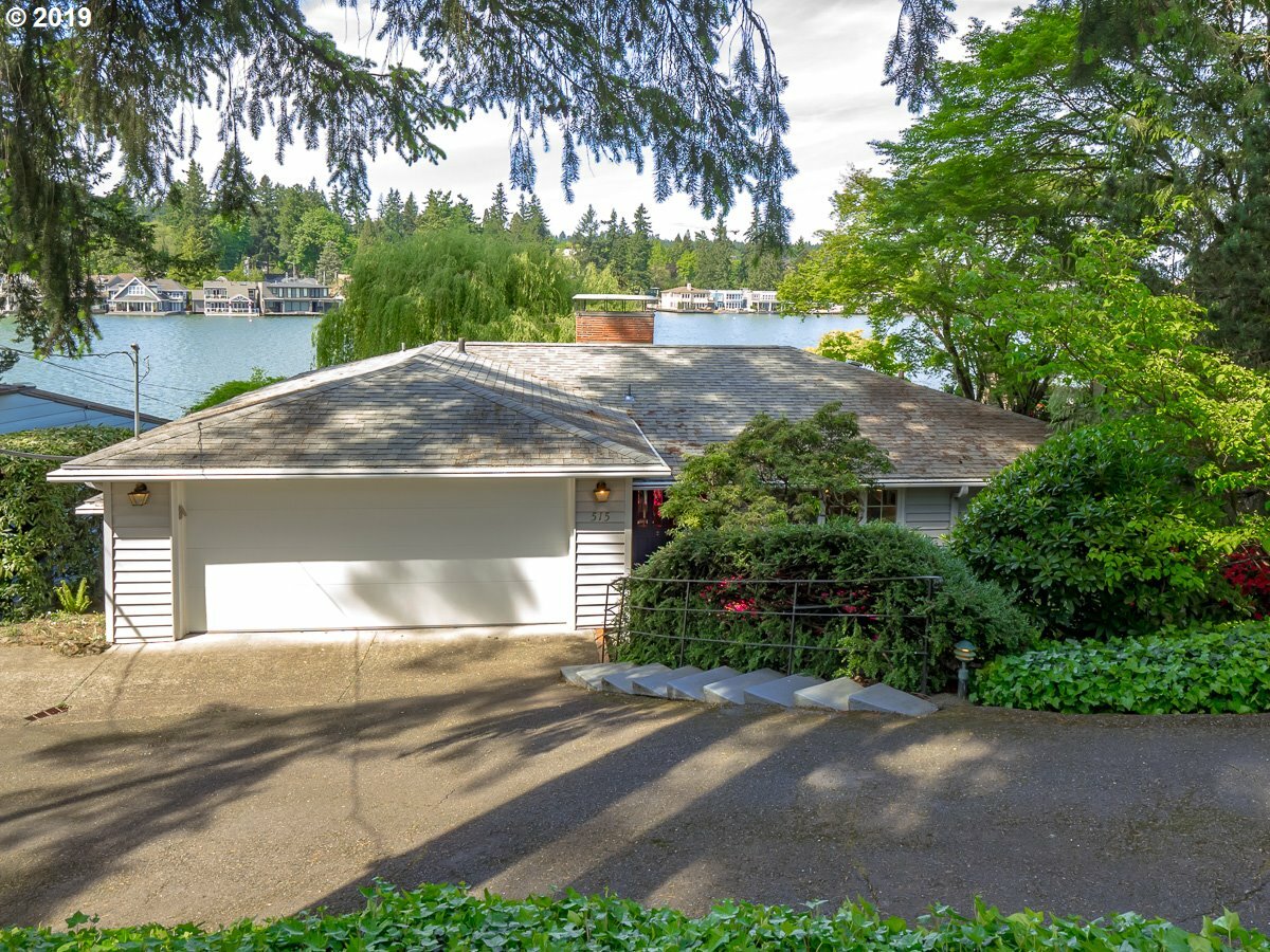 Property Photo:  515 Northshore Rd  OR 97034 