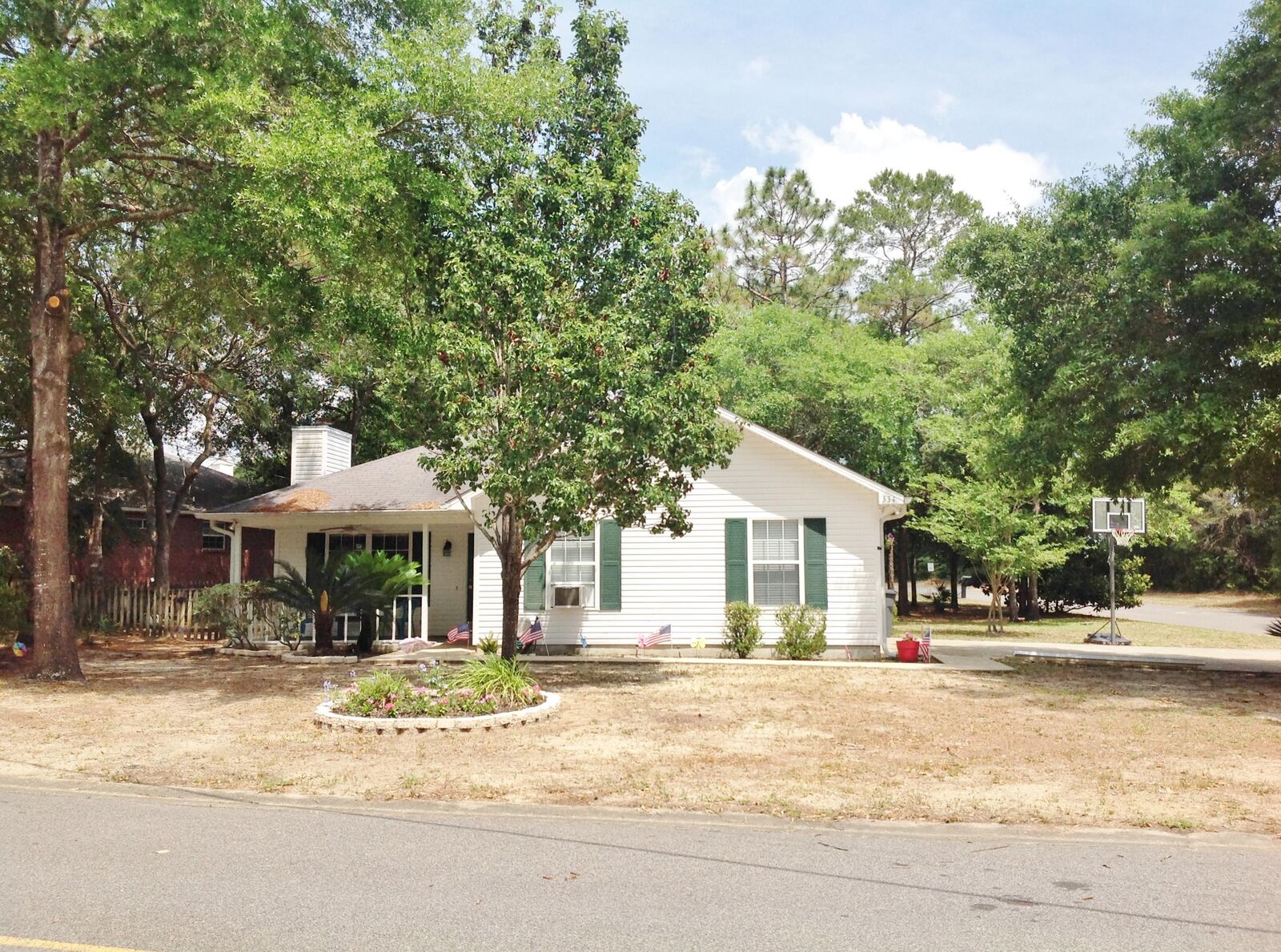 Property Photo: 334 Jackson Circle FL 32580