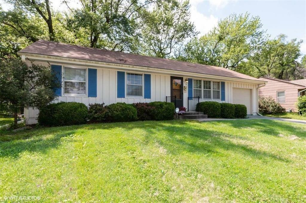 Property Photo:  8718 Kentucky Street  MO 64138 