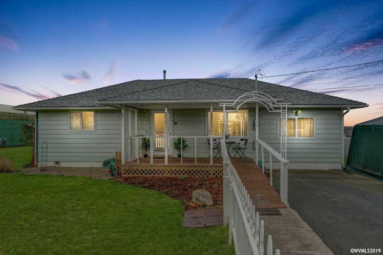 Property Photo: 4680 SW 3rd St OR 97333-9245