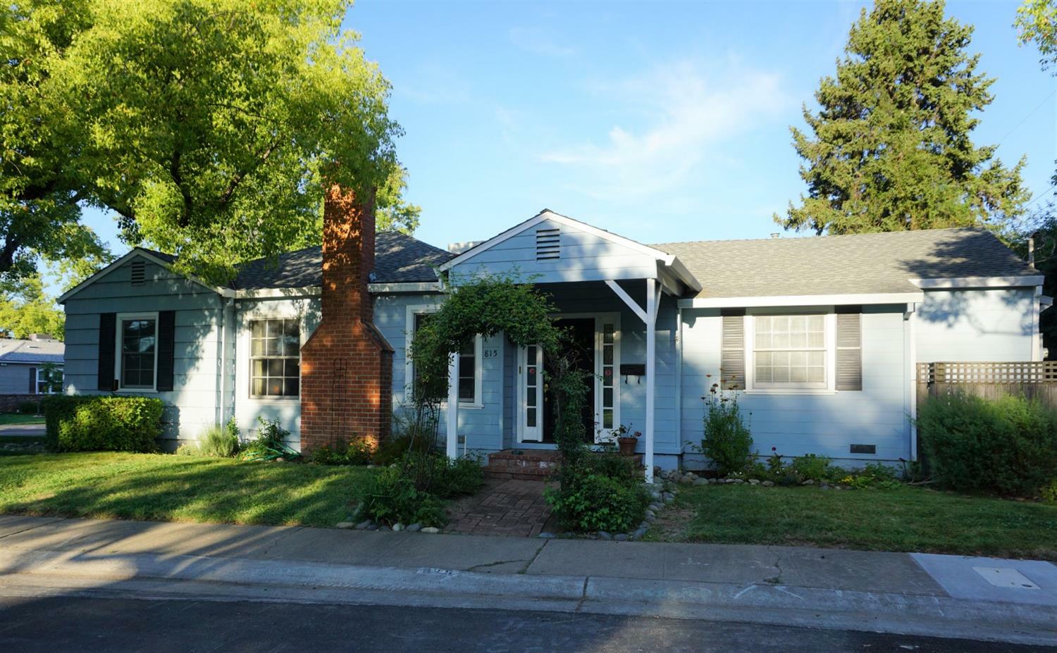 Property Photo: 815 48th Street CA 95819