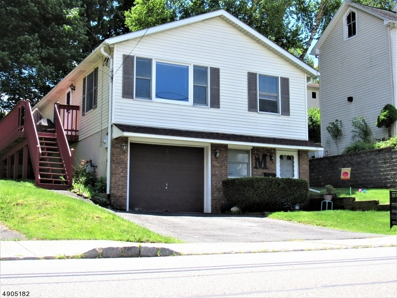 Property Photo:  86 W Chrystal St  NJ 07801 