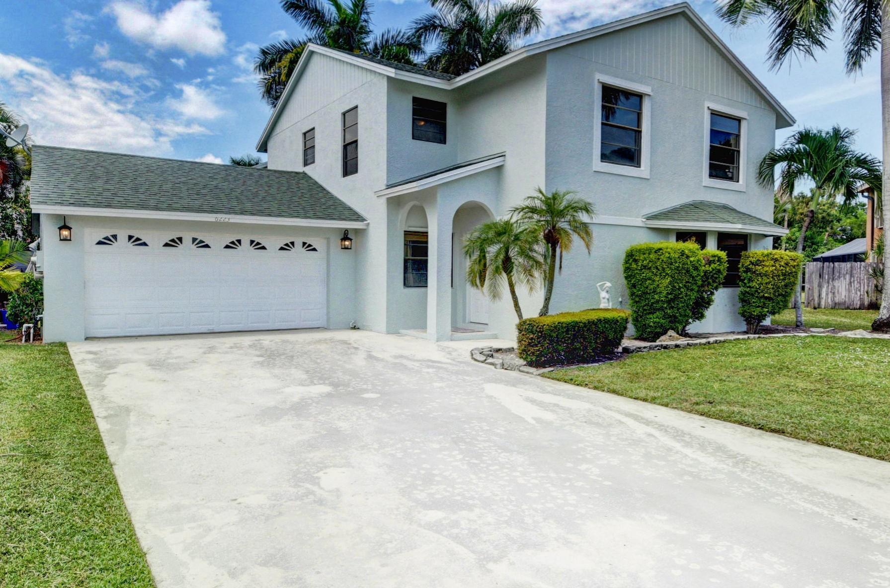Property Photo: 6223 Jaipur Court FL 33437