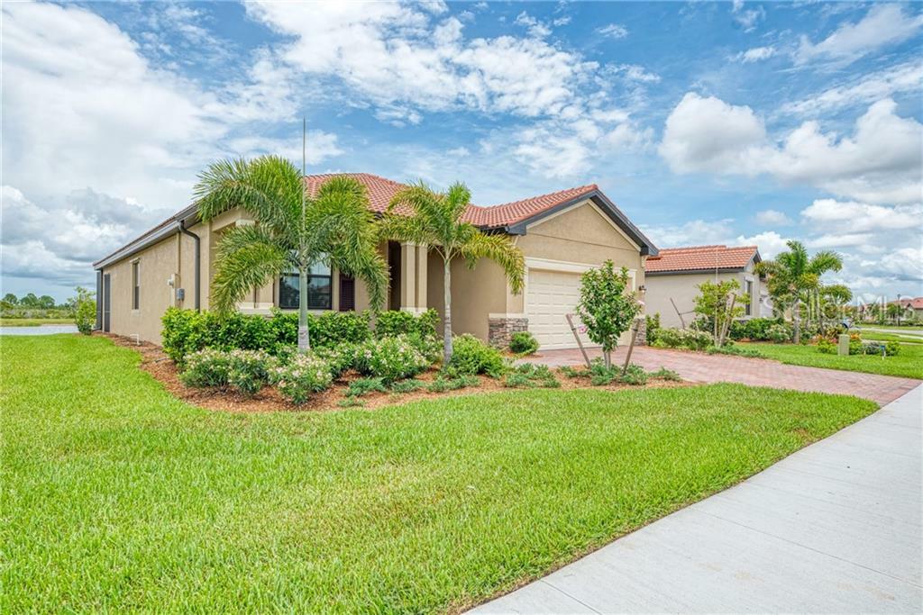 Property Photo: 10466 Medjool Drive FL 34293