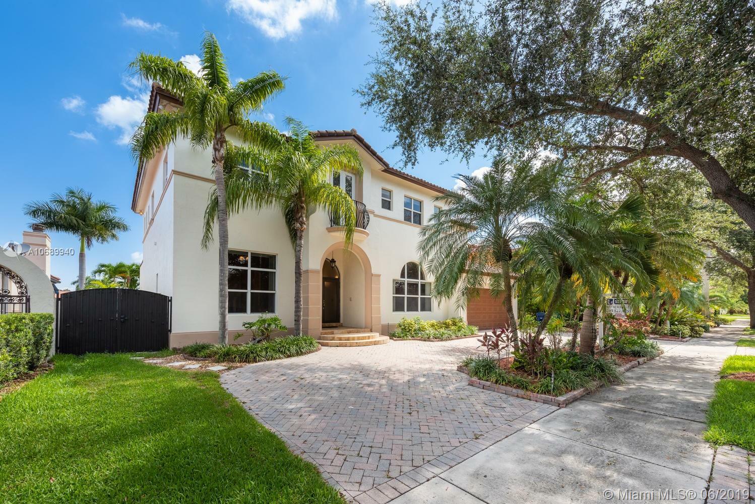 Property Photo:  8465 NW 166th Ter  FL 33016 