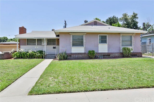 Property Photo:  4552 N Mountain View Avenue  CA 92407 