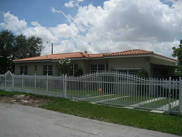 Property Photo:  450 NW 31 Av  FL 33125 