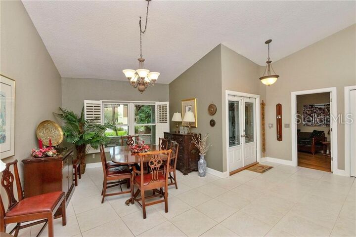 Property Photo:  13736 Chestersall Drive  FL 33624 
