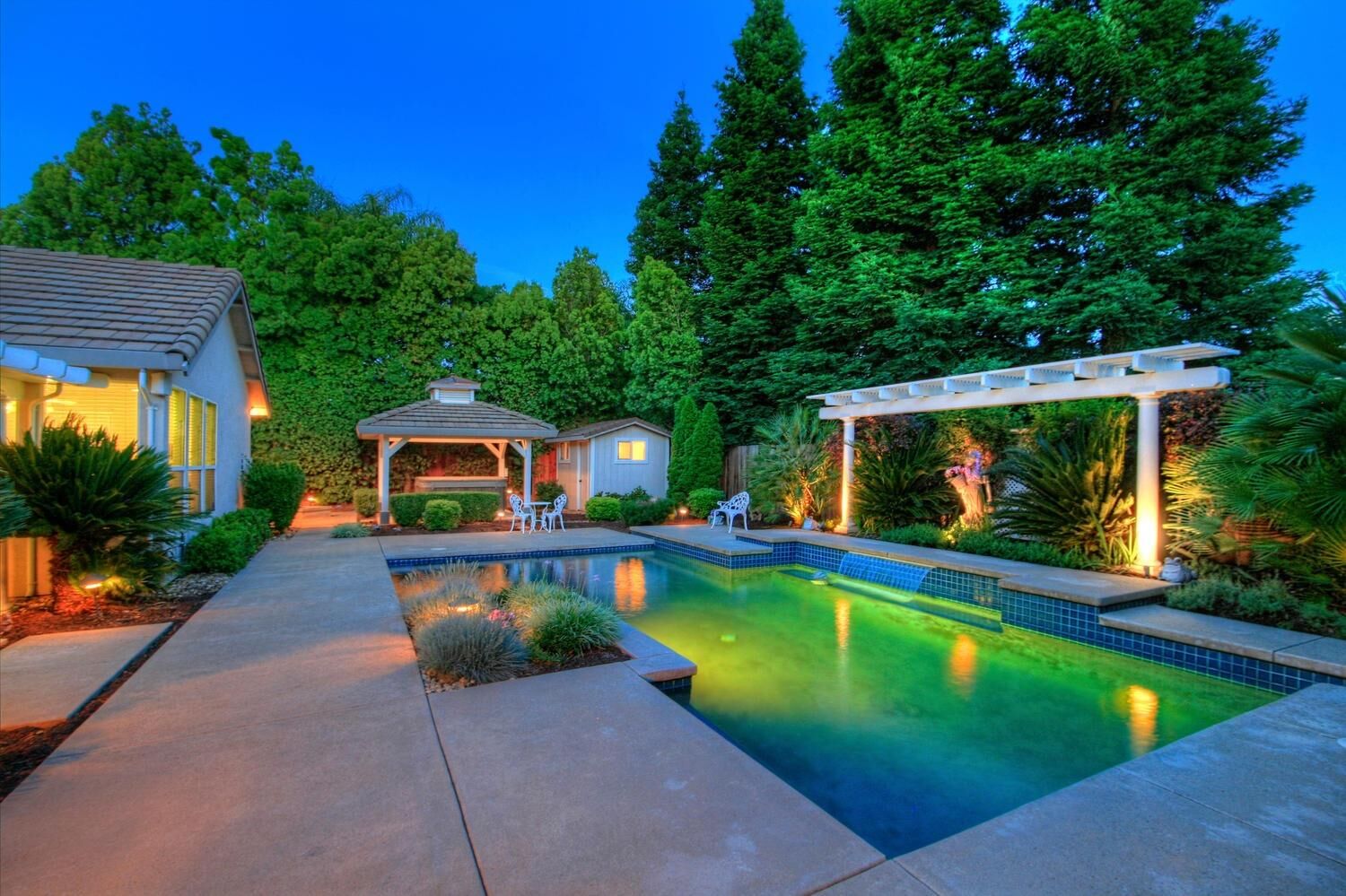 Property Photo:  1752 Orvietto Drive  CA 95661 