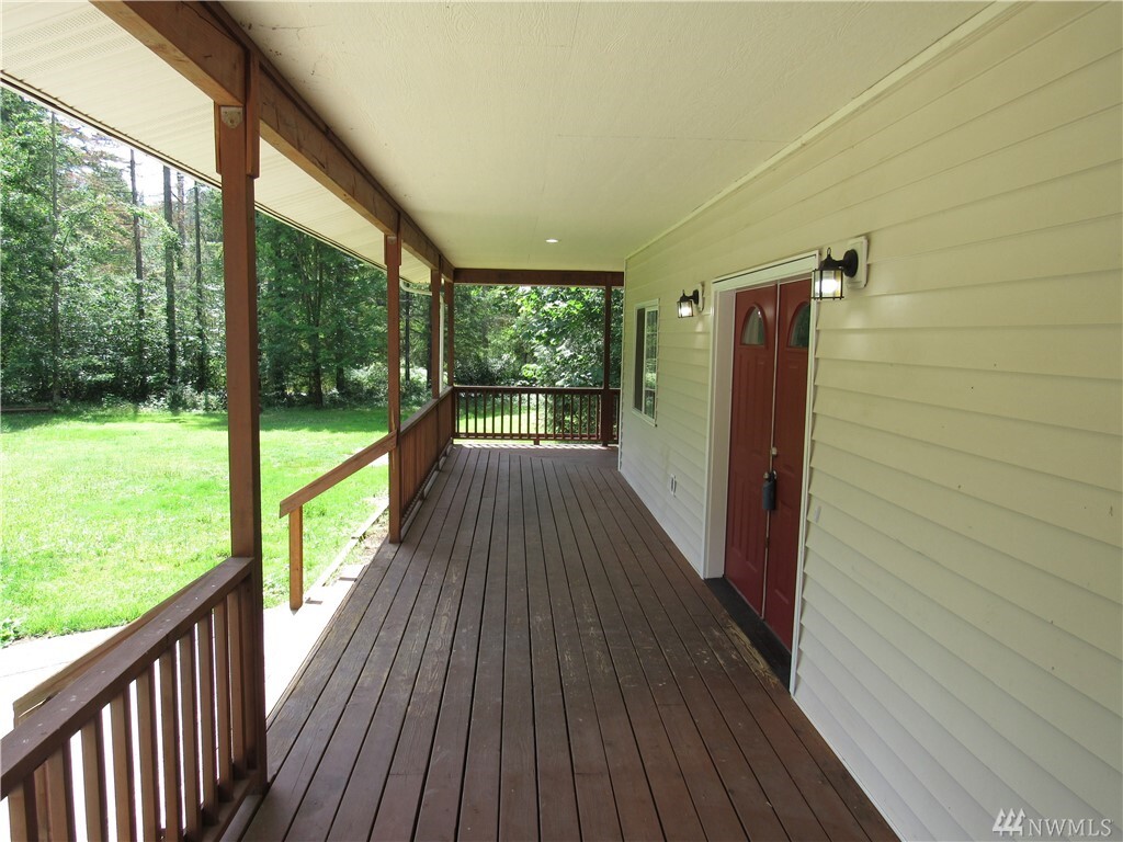 Property Photo: 17101 230th Avenue SE WA 98038