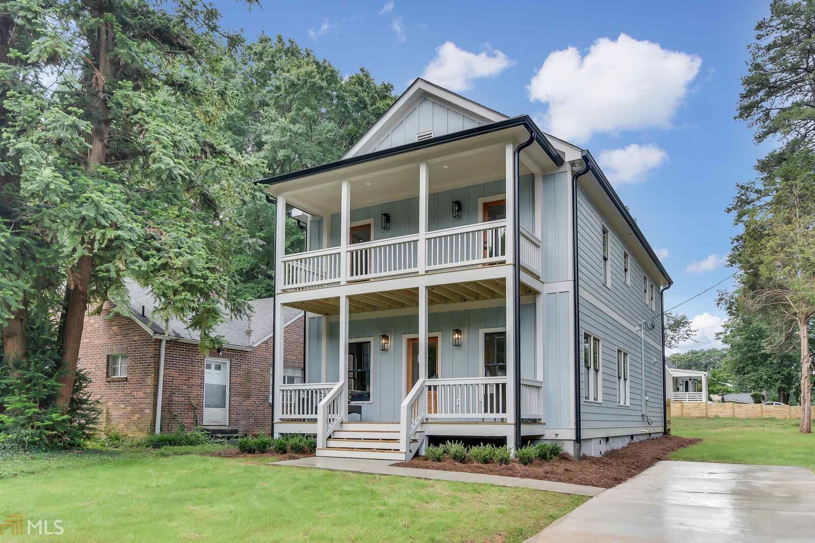 Property Photo: 1674 Emerald Avenue SW GA 30310