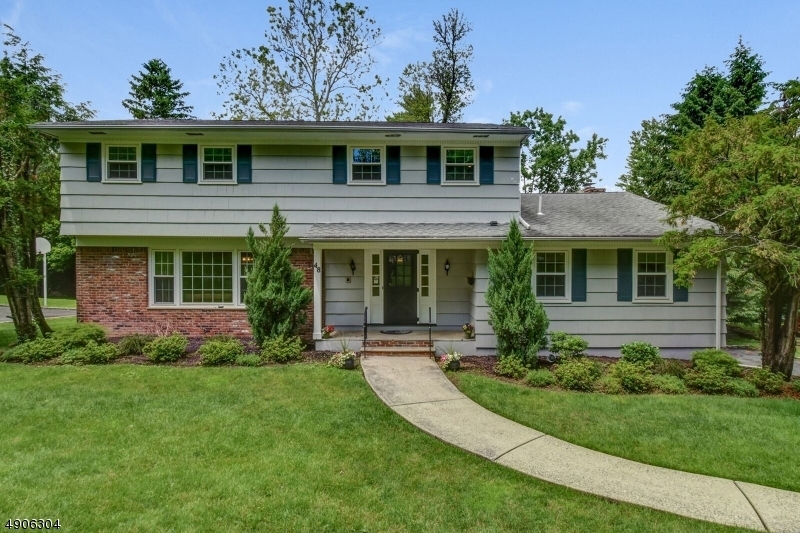 Property Photo:  48 Summit Rd  NJ 07922 