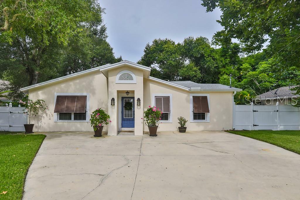 Property Photo:  6713 S Dauphin Avenue  FL 33611 