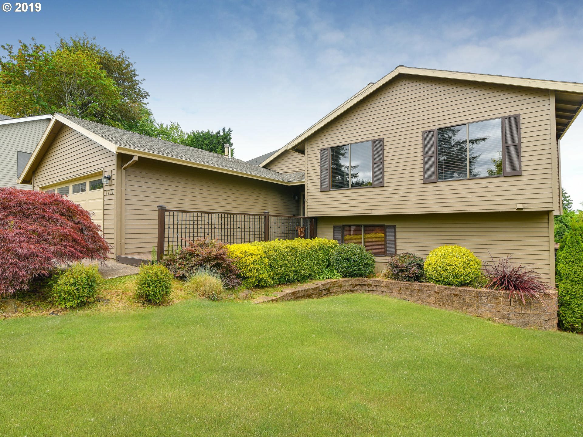 Property Photo:  7731 SW 194th Ter  OR 97007 