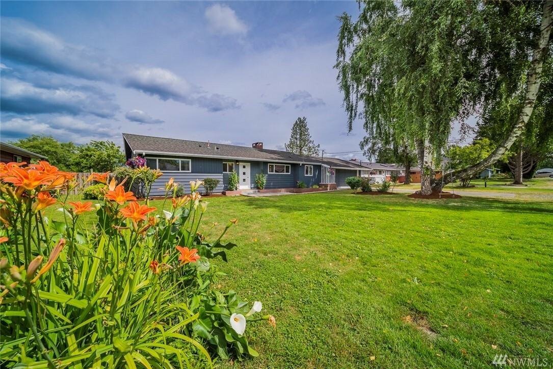 Property Photo:  15185 Sunset Lane  WA 98273 