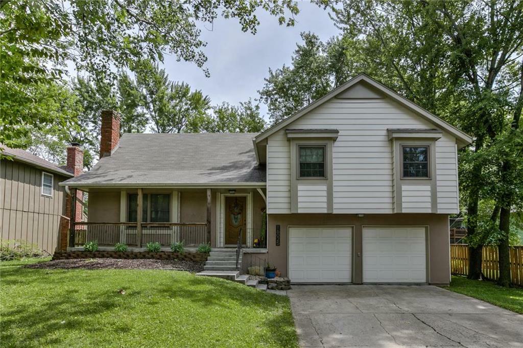 Property Photo:  16025 W 151st Terrace  KS 66062 