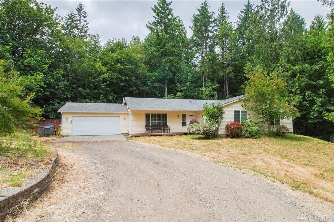 Property Photo: 9012 Pike Place SE WA 98367