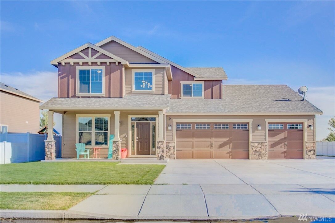 Property Photo:  4721 N Tanager Street  WA 98837 