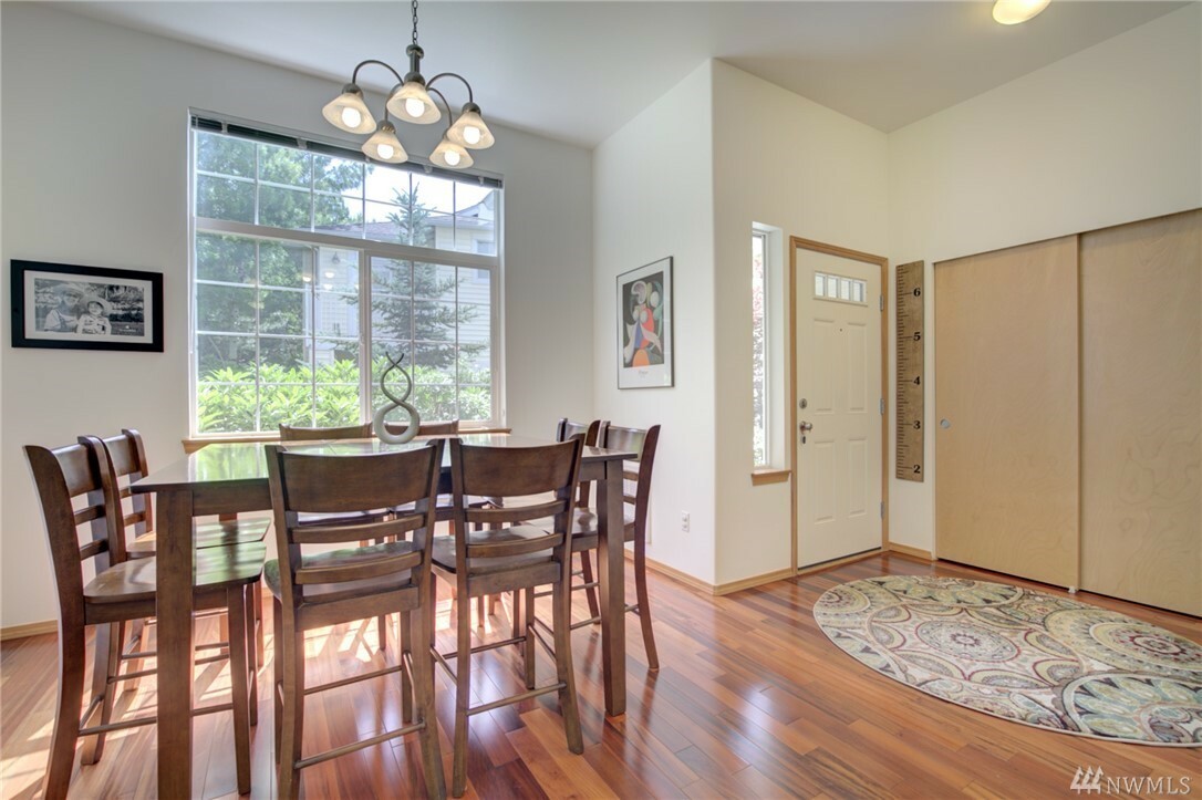 Property Photo:  1855 Trossachs Blvd SE 2502  WA 98075 