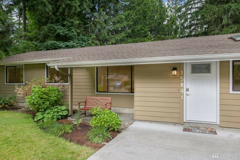 Property Photo:  15841 196th Place NE  WA 98072 