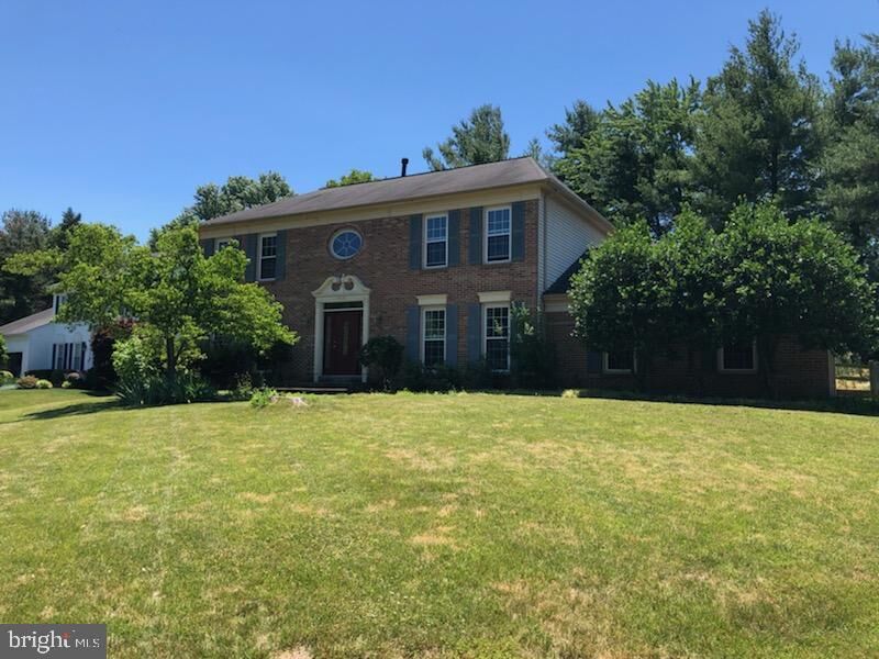 Property Photo:  5201 Kimanna Drive  VA 20120 