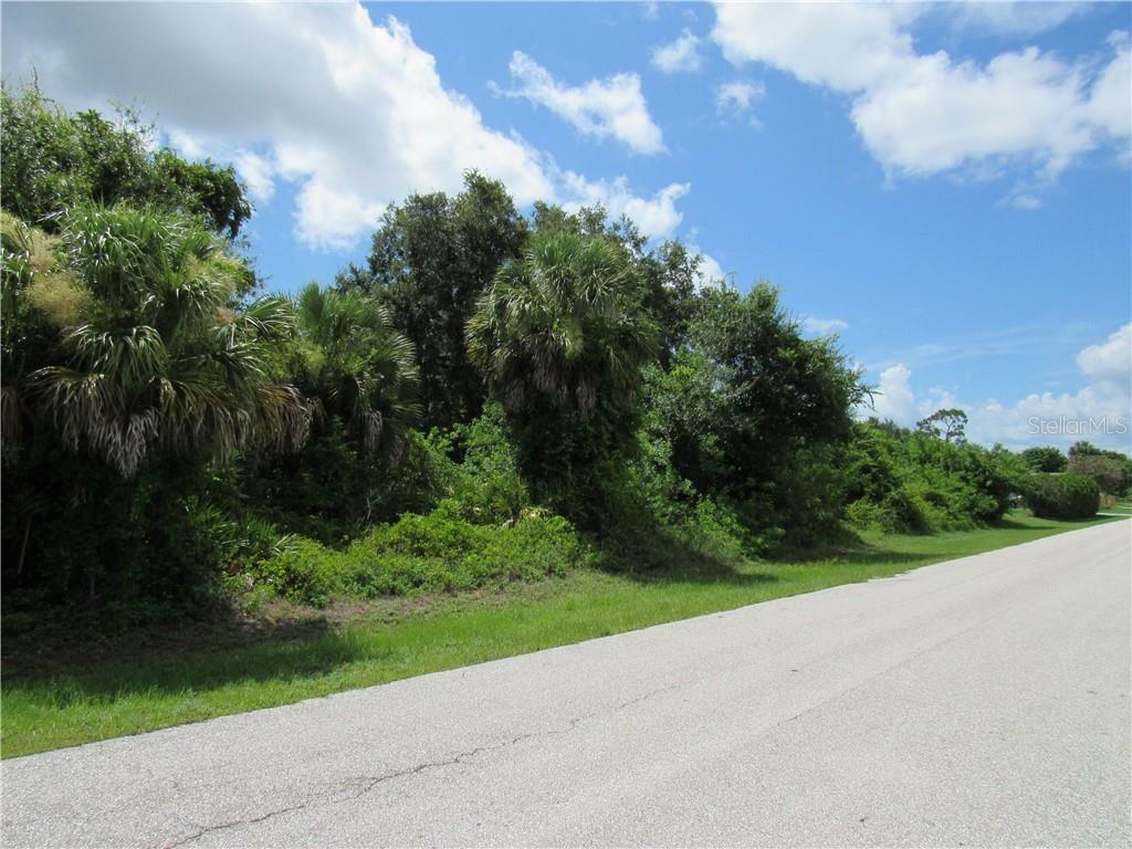 Property Photo: 3319 Terita Drive FL 33952