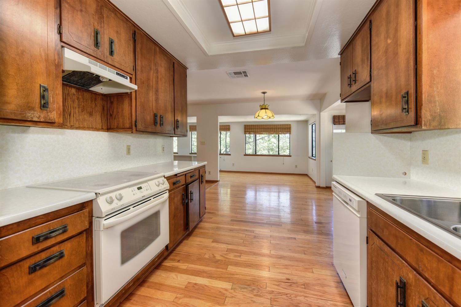 Property Photo: 3158 Ridge Court CA 95667