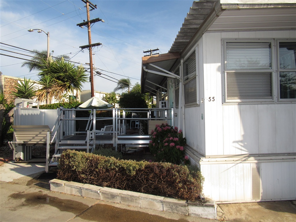 Property Photo:  1174 E Main St 55  CA 92021 