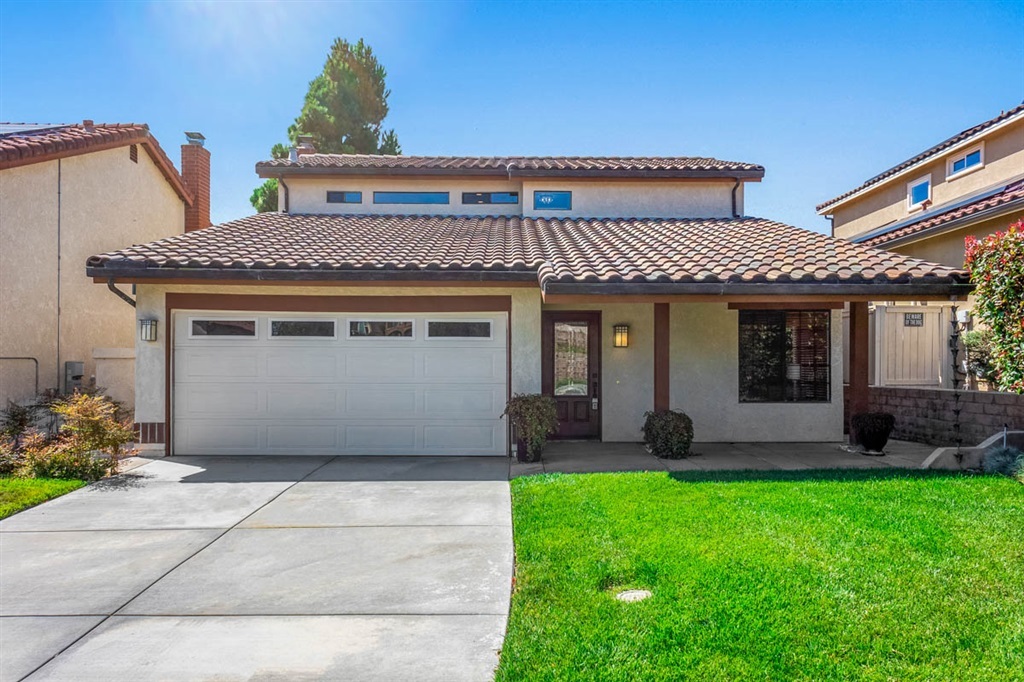 Property Photo:  962 Alyssum Rd  CA 92011 