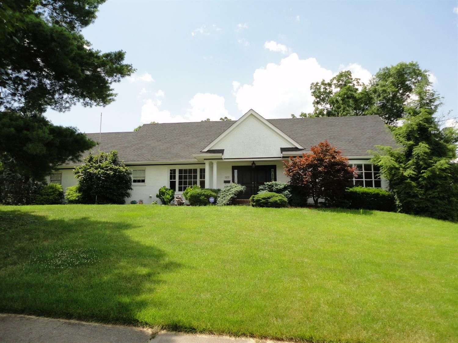 Property Photo:  2879 Cyclorama Drive  OH 45211 