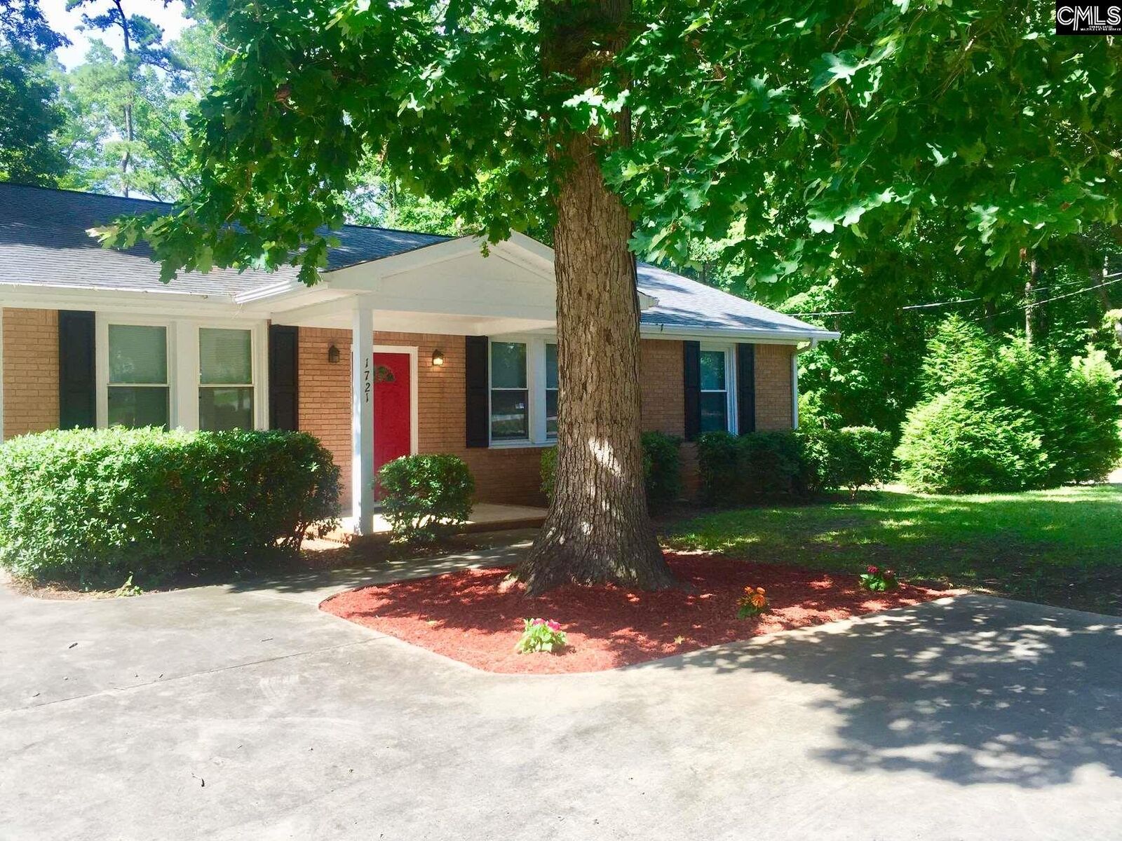 Property Photo:  1721 Nursery Hill  SC 29212-1406 