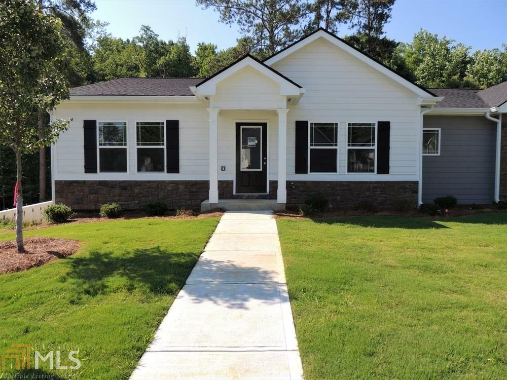 Property Photo:  6060 Garden Cir  GA 30135 