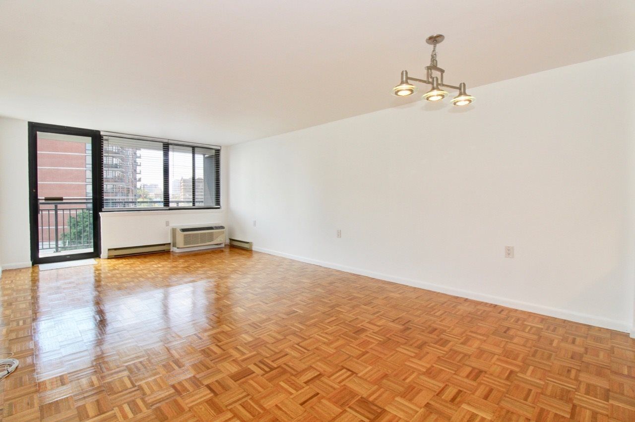 Property Photo:  551 Observer Highway 5H  NJ 07030 