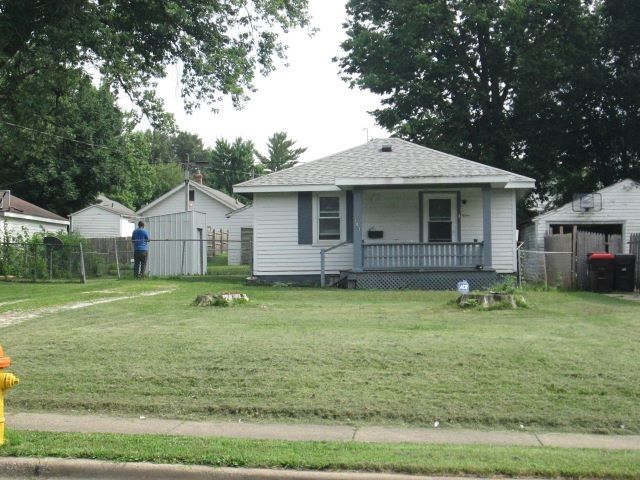 202 E Forrest Hill  Peoria IL 61603 photo
