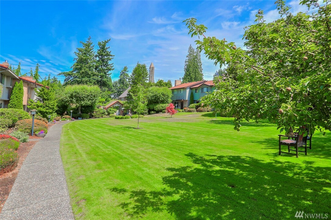 Property Photo:  1525 NW 195th St 22  WA 98177 