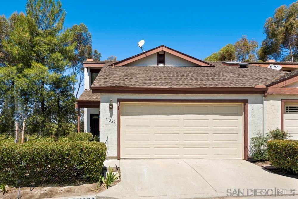Property Photo: 11229 Cascada Way CA 92124
