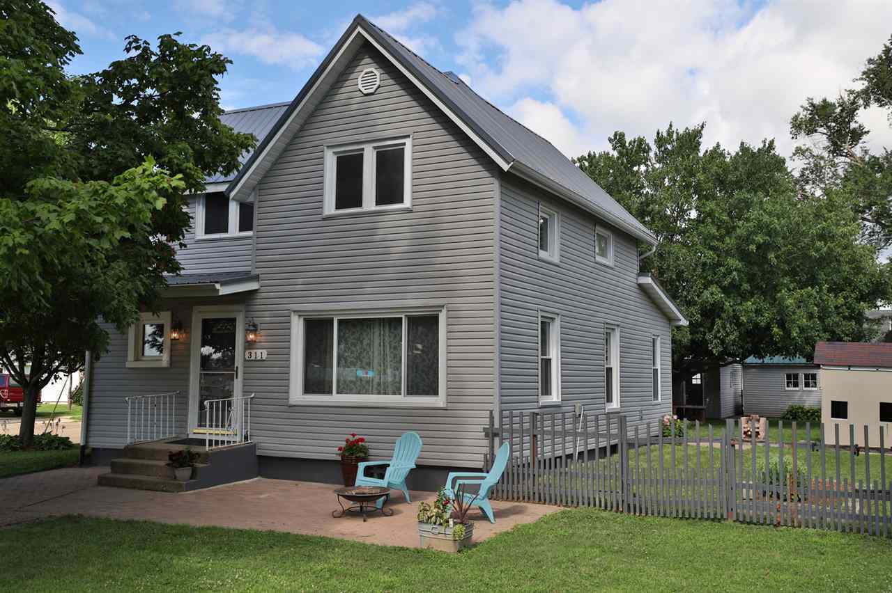 Property Photo:  311 N Althea  IL 61529 