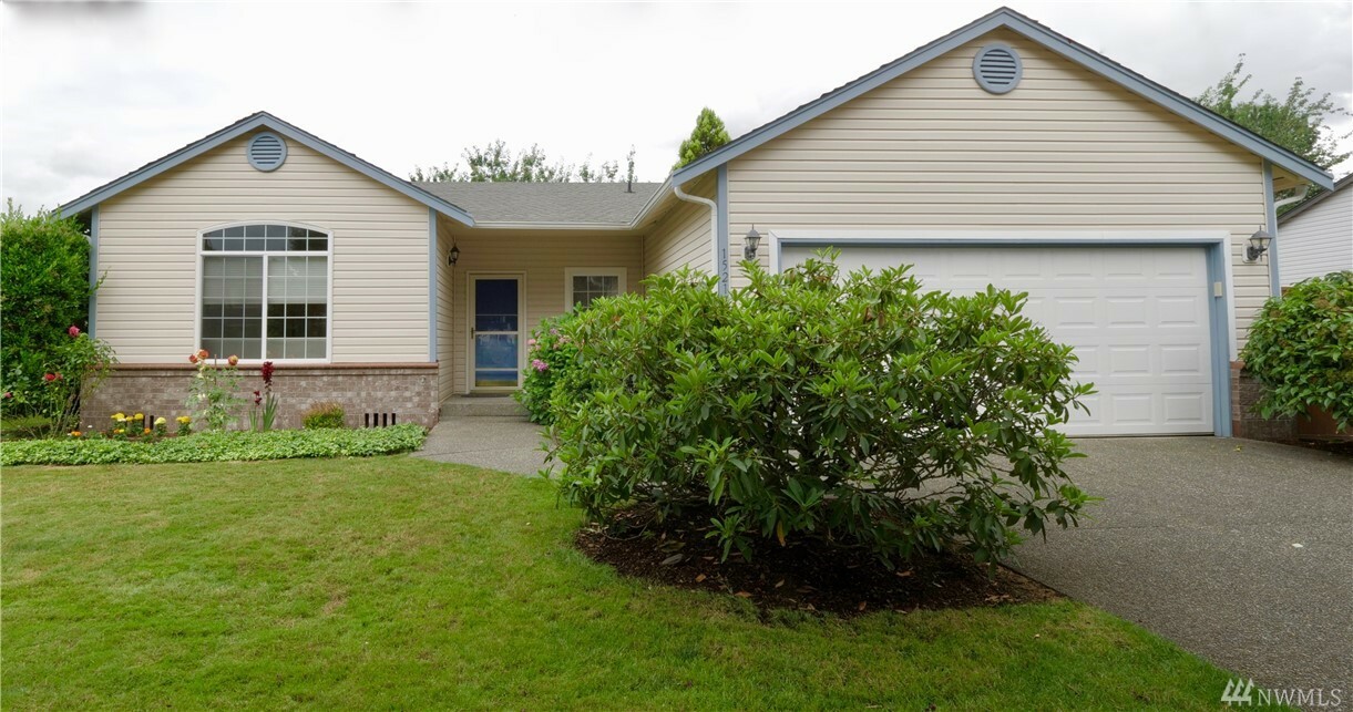 Property Photo:  15215 86th St E  WA 98372 