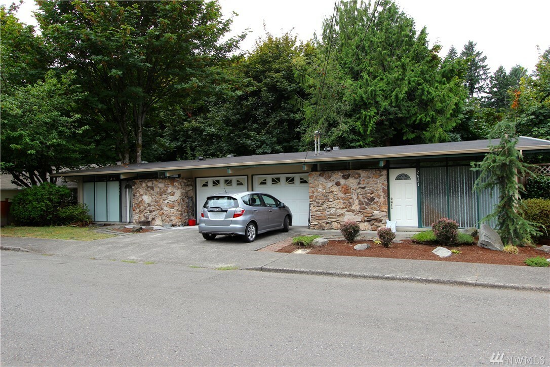 Property Photo:  2605 Otis St SE  WA 98501 