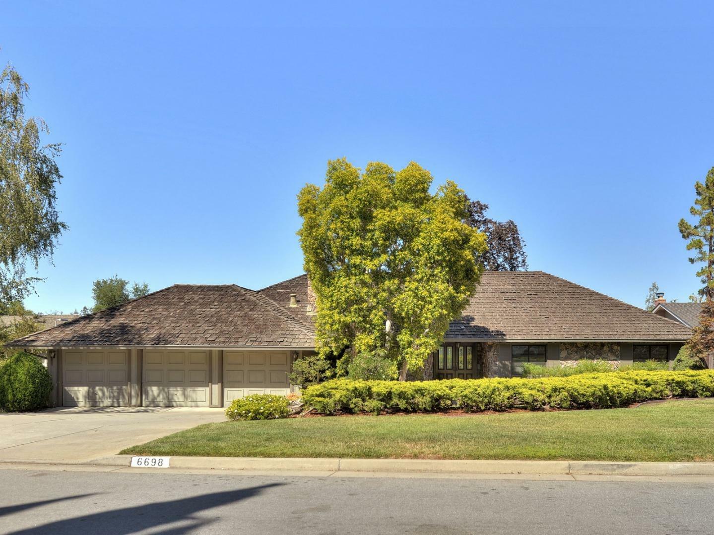 Property Photo: 6698 Leyland Park Drive CA 95120