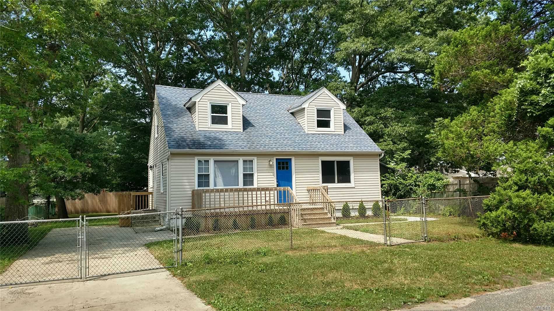 Property Photo:  296 McKinley Drive  NY 11951 