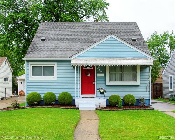 Property Photo: 270 Tecumseh Street MI 48017