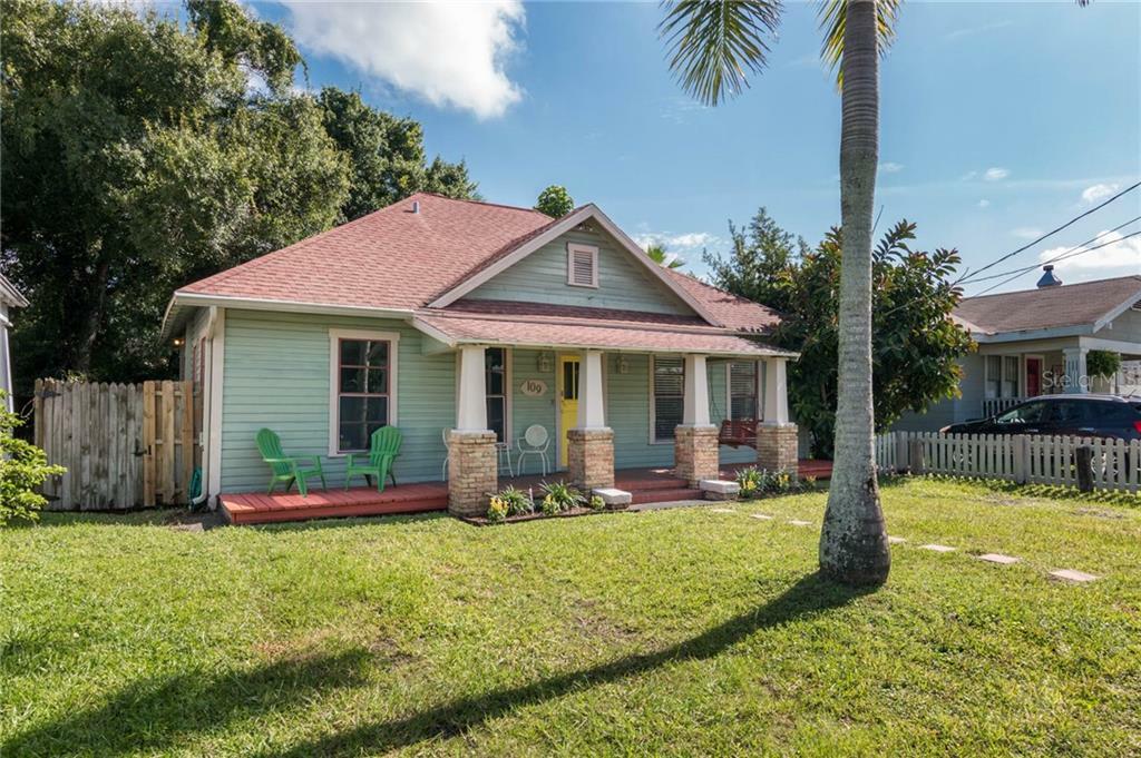 Property Photo:  109 W Giddens Avenue  FL 33603 