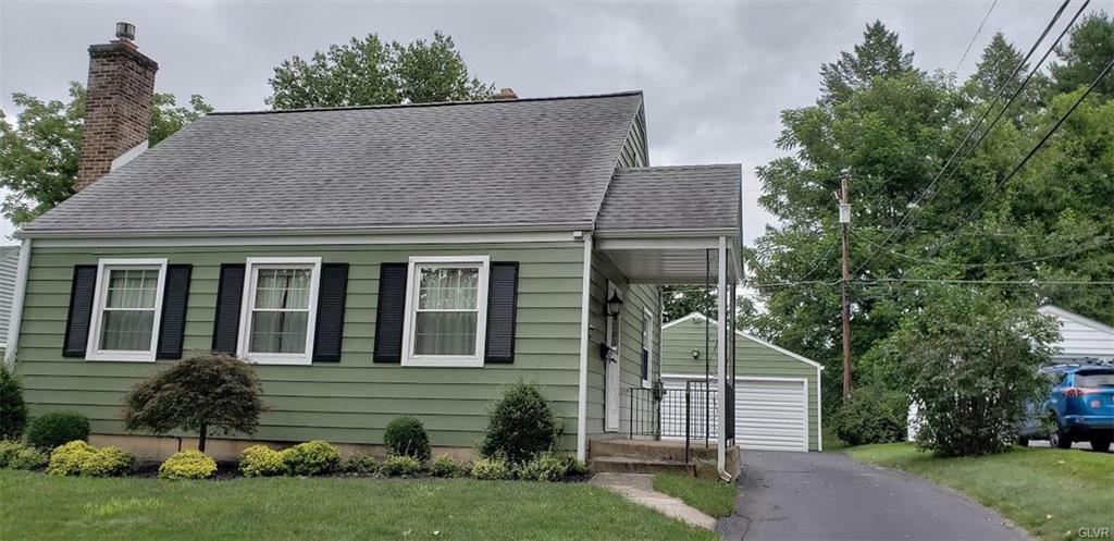 Property Photo:  409 Willow Road  PA 18055 