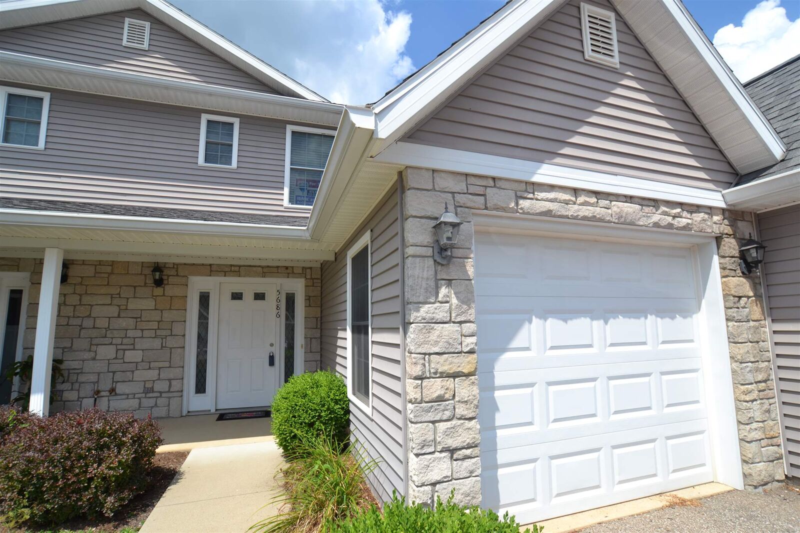 Property Photo:  5686 W Vinca Lane  IN 47429-8205 