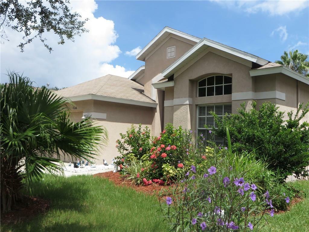 Property Photo:  7608 Bristol Park Drive  FL 33572 